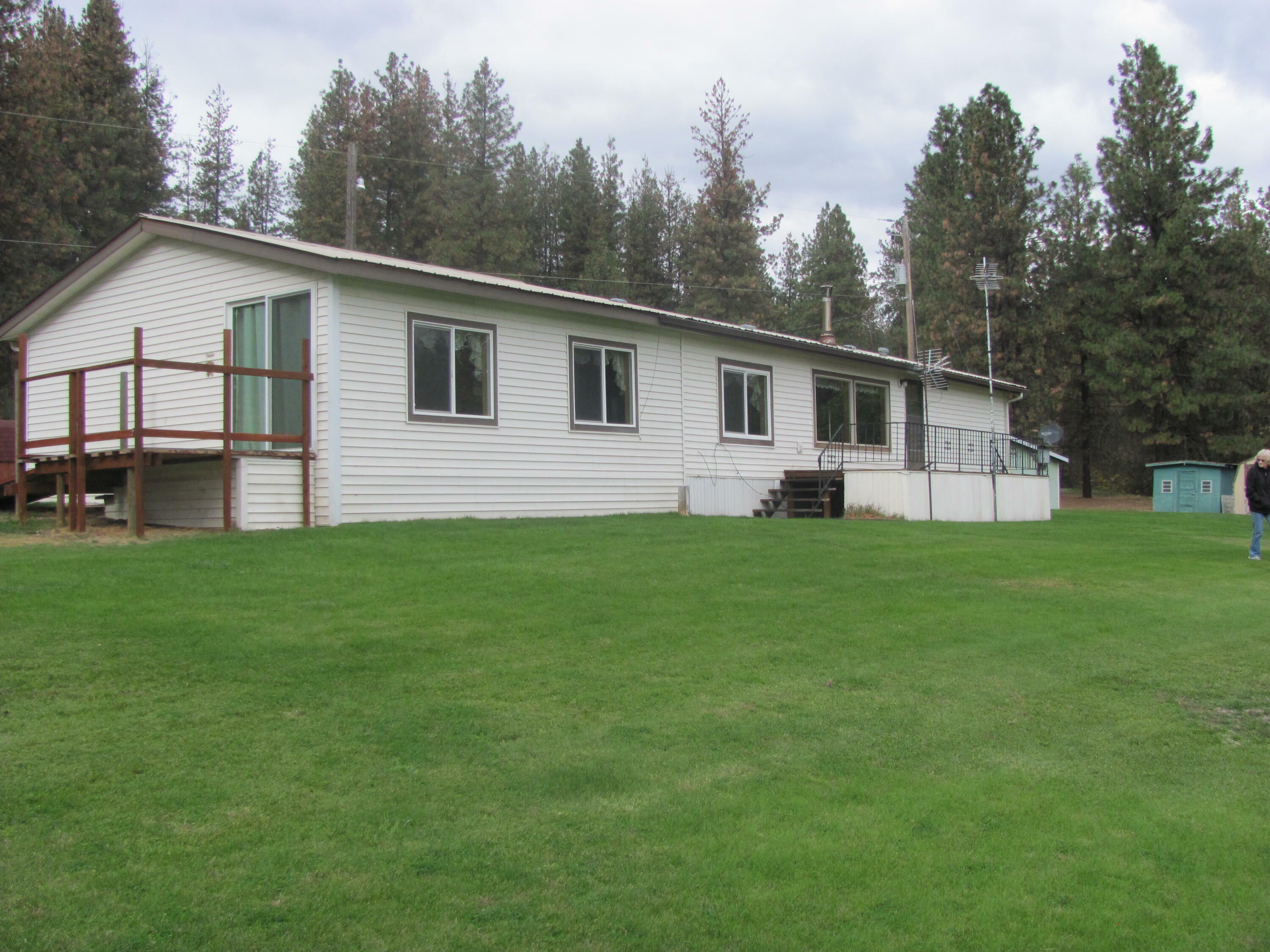 26 Kifer Rd  Kettle Falls WA 99141 photo