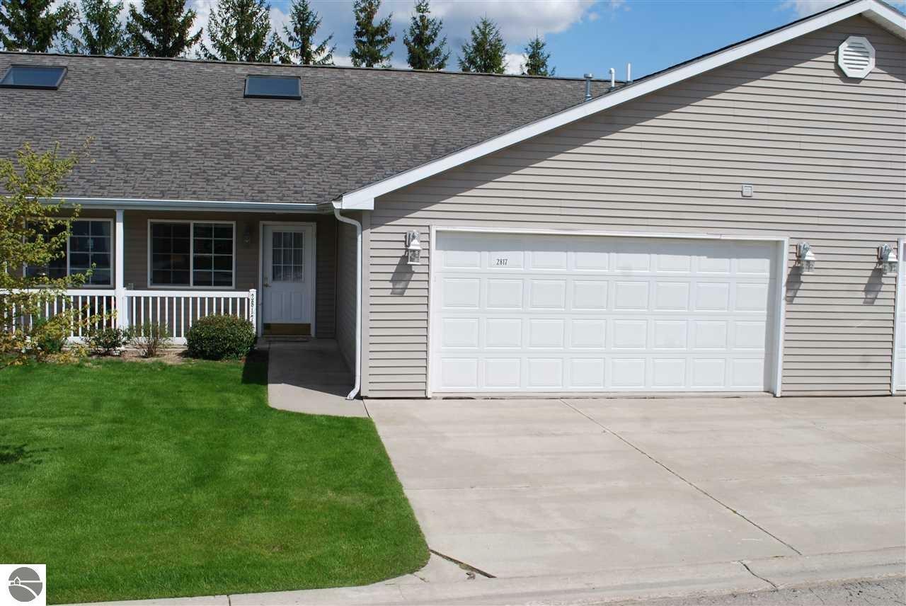 Property Photo:  2817 Meadow Wood Street  MI 48858 