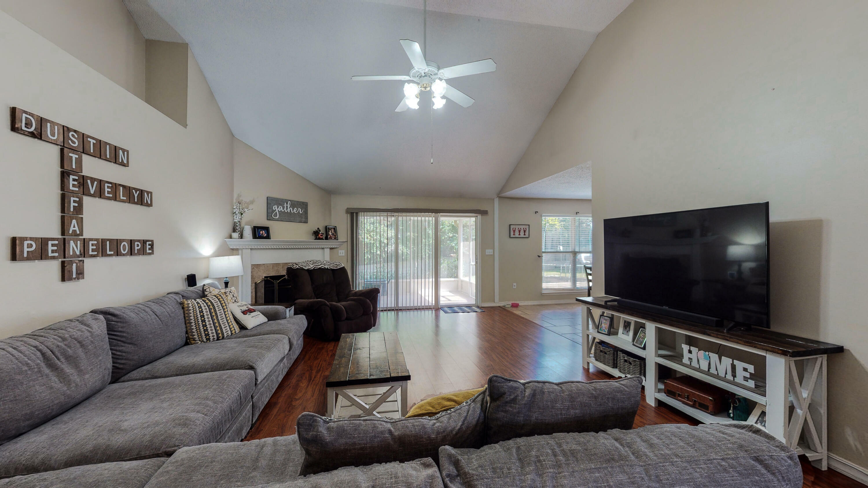 Property Photo:  306 Egan Drive  FL 32536 