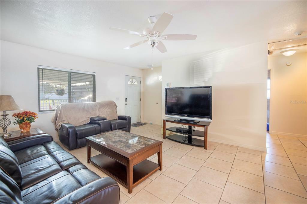 Property Photo:  12392 Cumberland Drive  FL 33773 