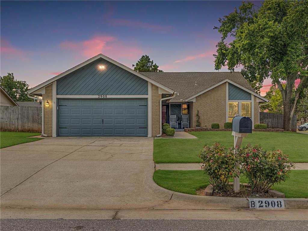 Property Photo: 2908 Summer Set Trail OK 73012