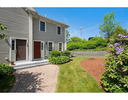 Property Photo:  10 Charnstaff Ln 103  MA 01821 