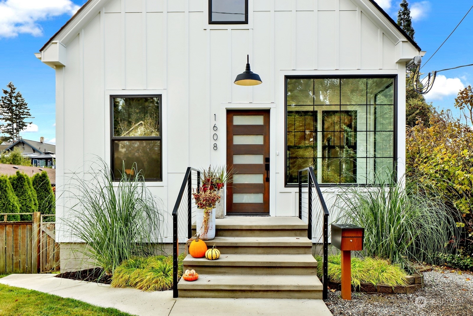 Property Photo: 1608 Harris Avenue WA 98225