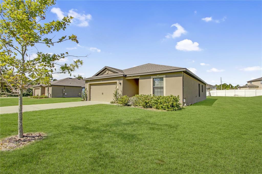 Property Photo:  1780 Villa Drive  FL 32738 