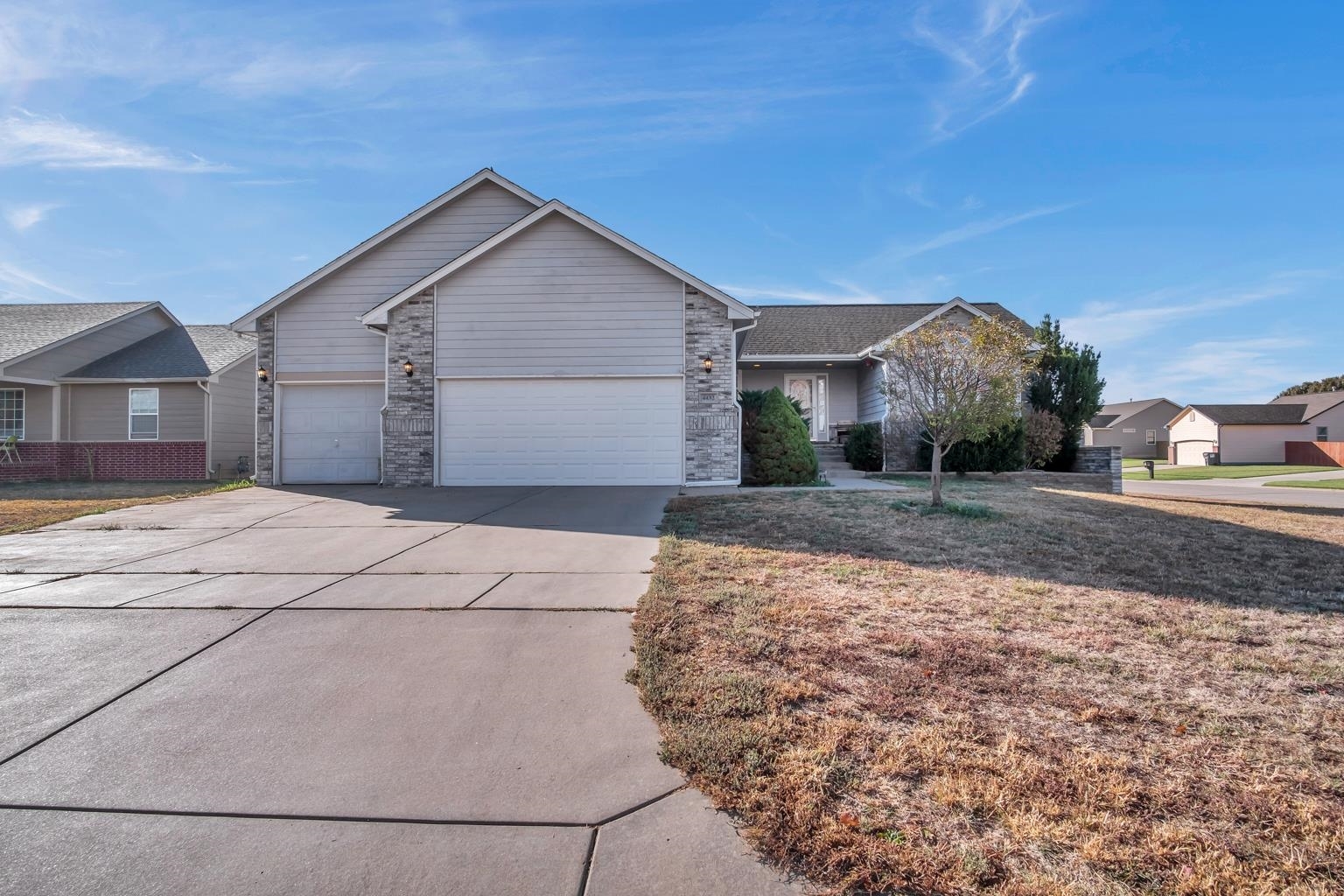 Property Photo:  4432 S Doris Ct  KS 67215 