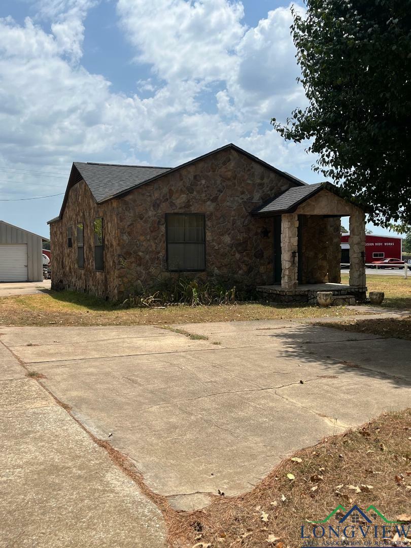 Property Photo:  3398 Estesville  TX 75602 