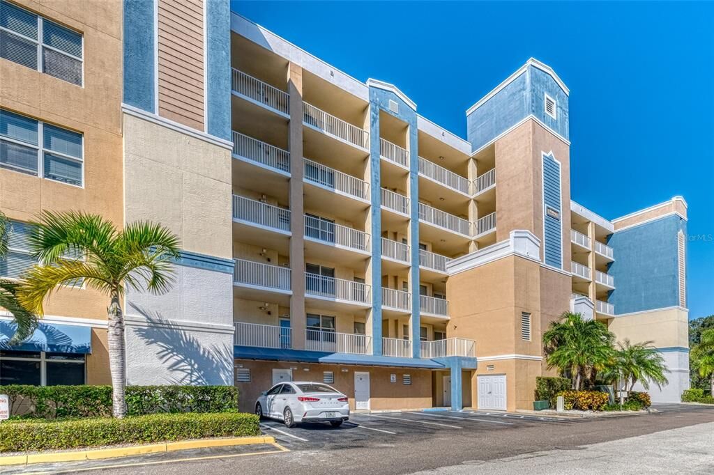 Property Photo:  960 Starkey Road 2101  FL 33771 