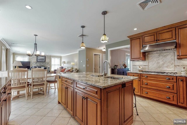 6 Stacey Lane  Woodcliff Lake NJ 07677 photo