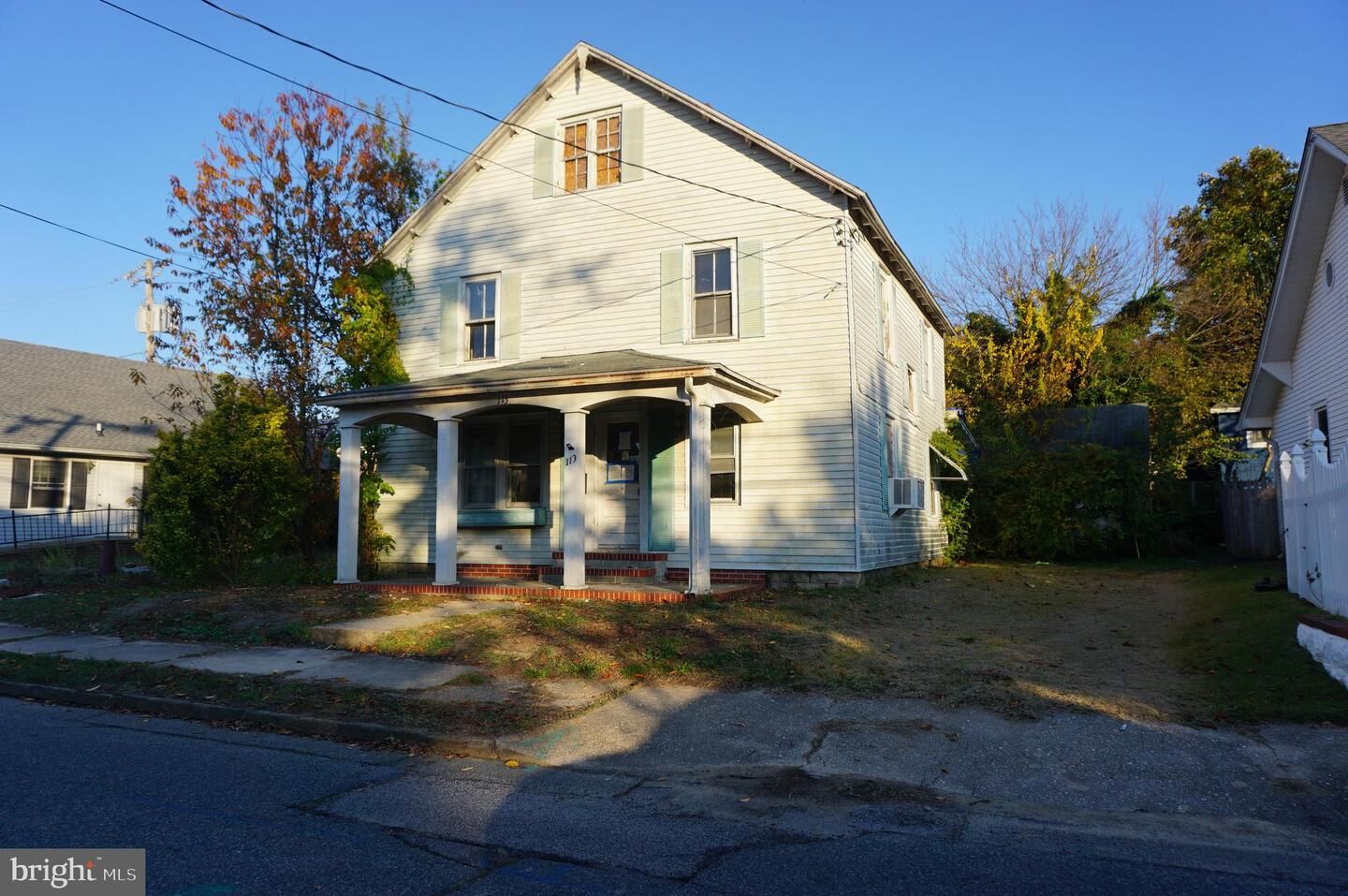Property Photo:  113 2nd Street S  MD 21629 
