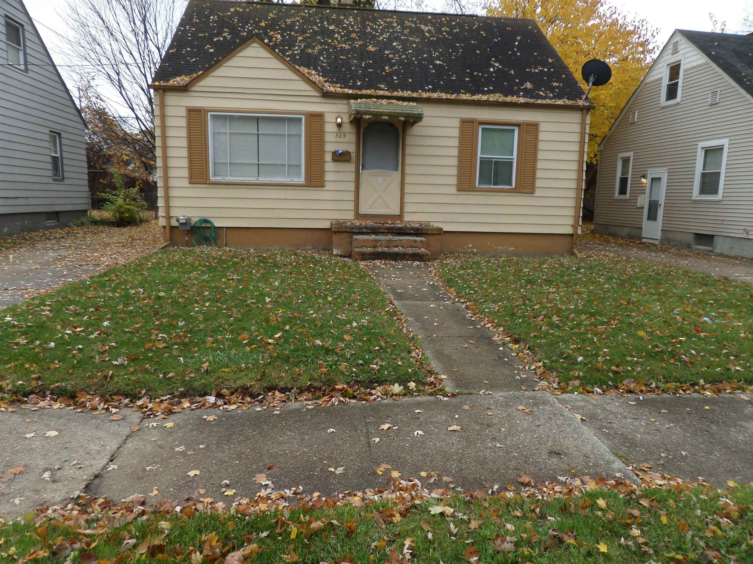 Property Photo:  723 Waldman Ave  MI 48507 