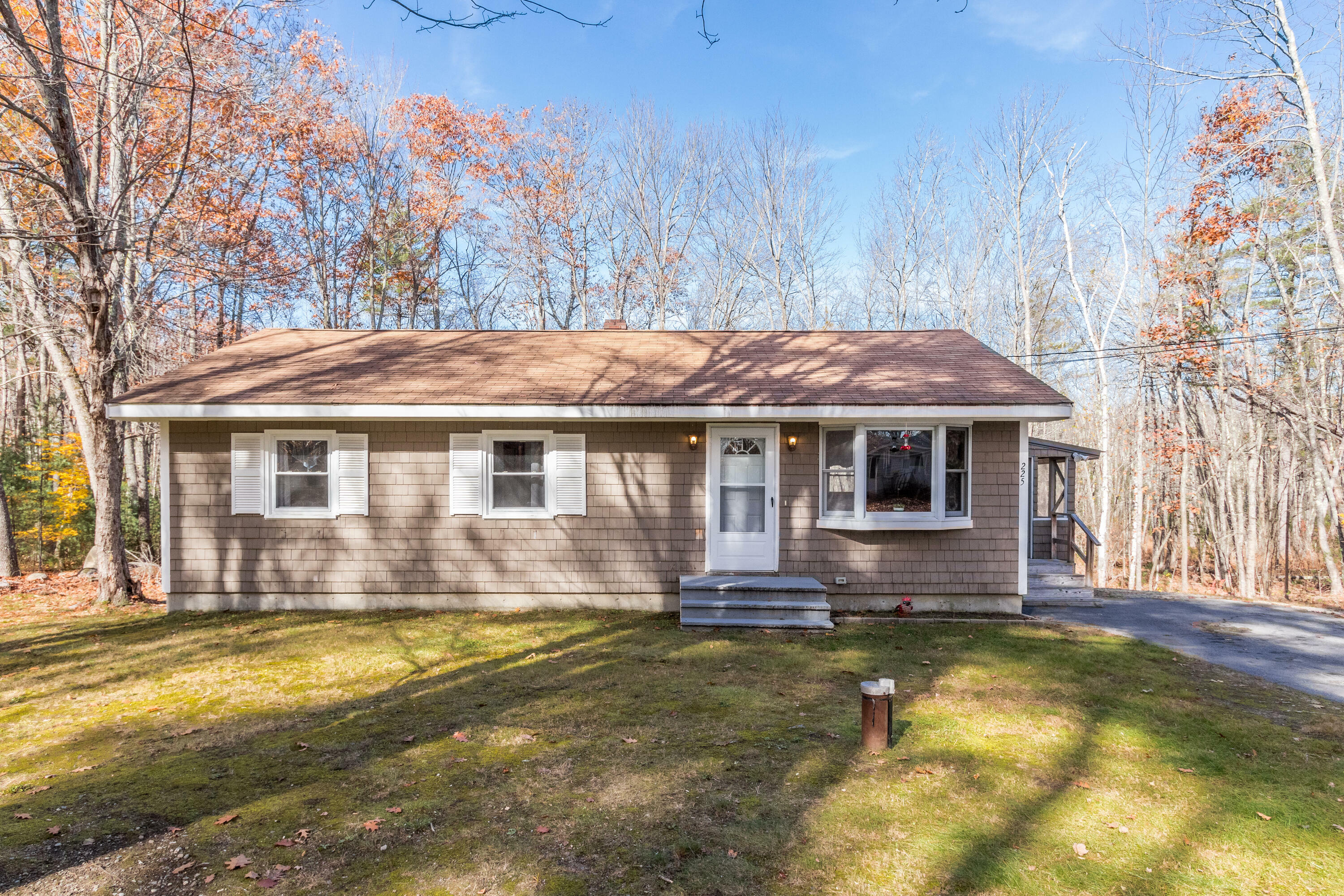 Property Photo:  225 Pleasant Hill Road  ME 04042 