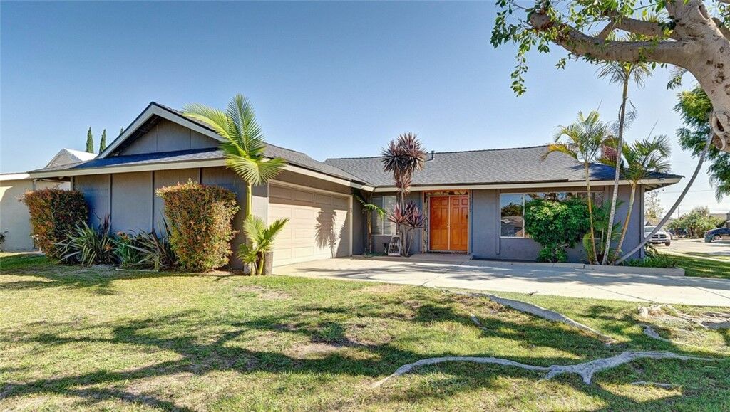 Property Photo:  15272 Yorkshire Lane  CA 92647