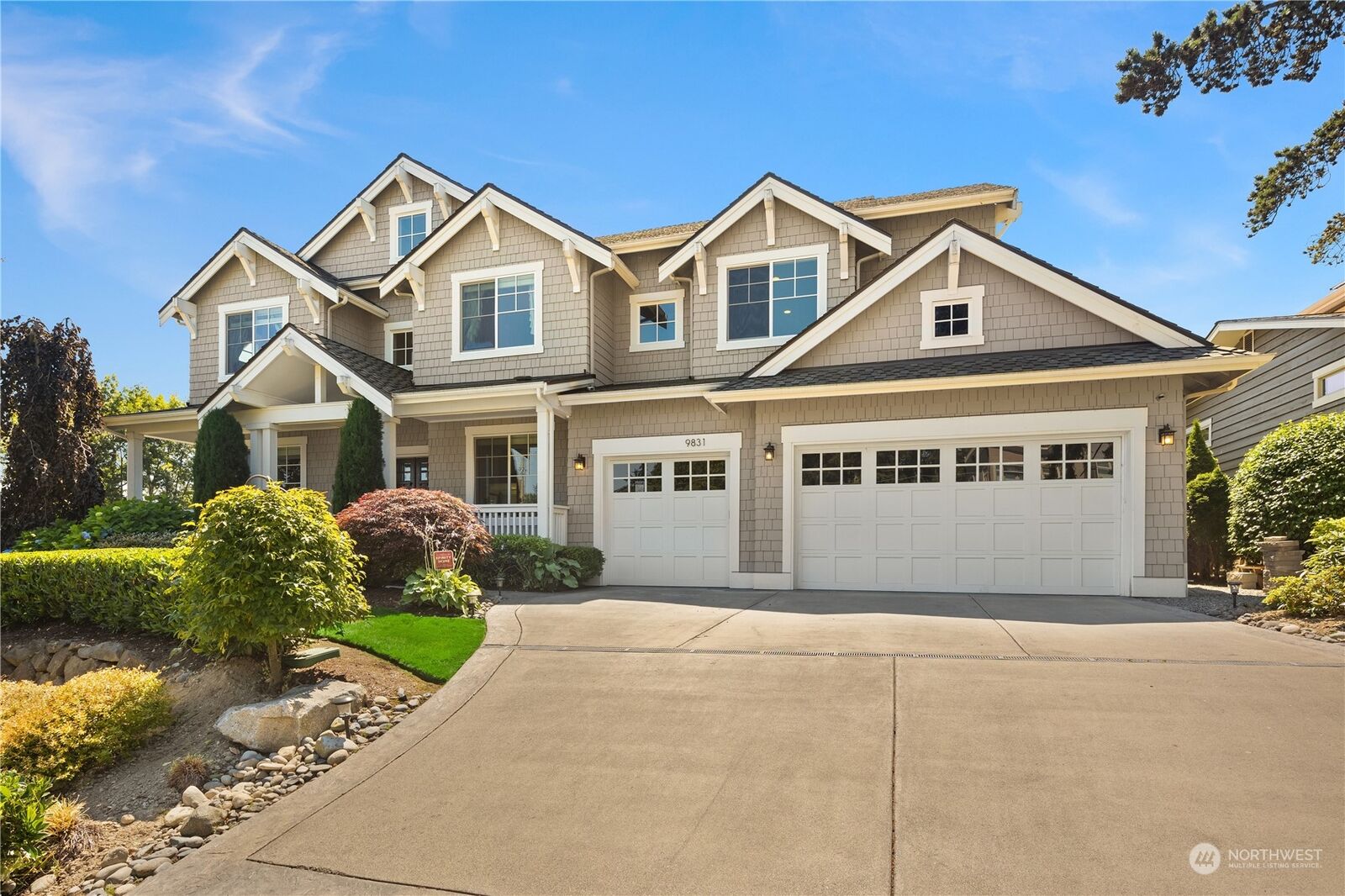 Property Photo:  9831 NE 16th Street  WA 98004 