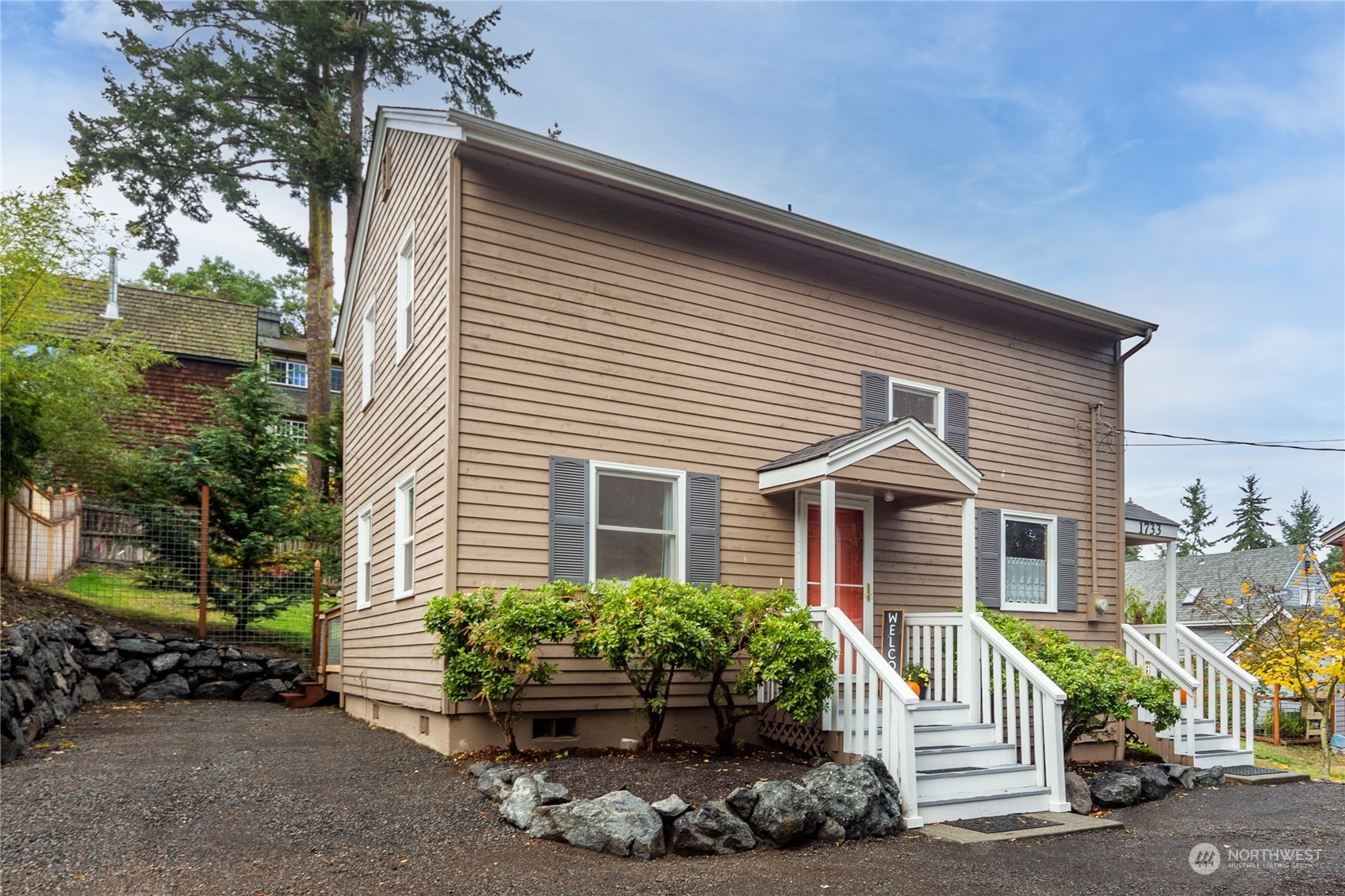 Property Photo:  1733 Walnut Street  WA 98368 