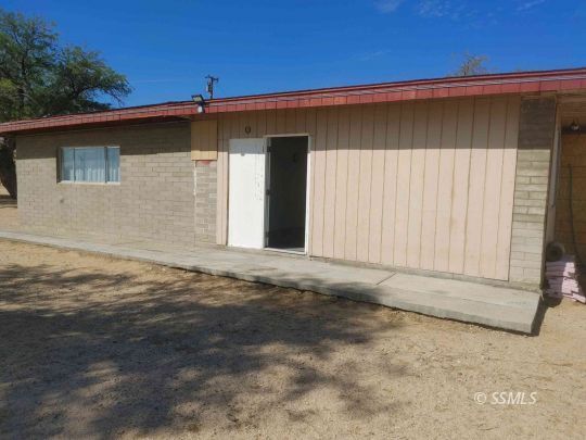 Property Photo: 9000 N Brown Rd CA 93527