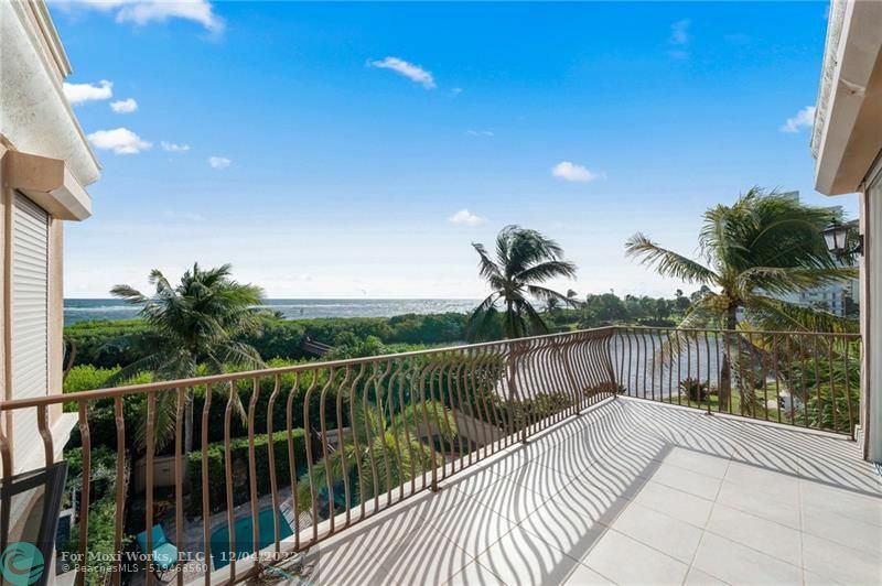 Property Photo:  1770 Bay Dr  FL 33062 