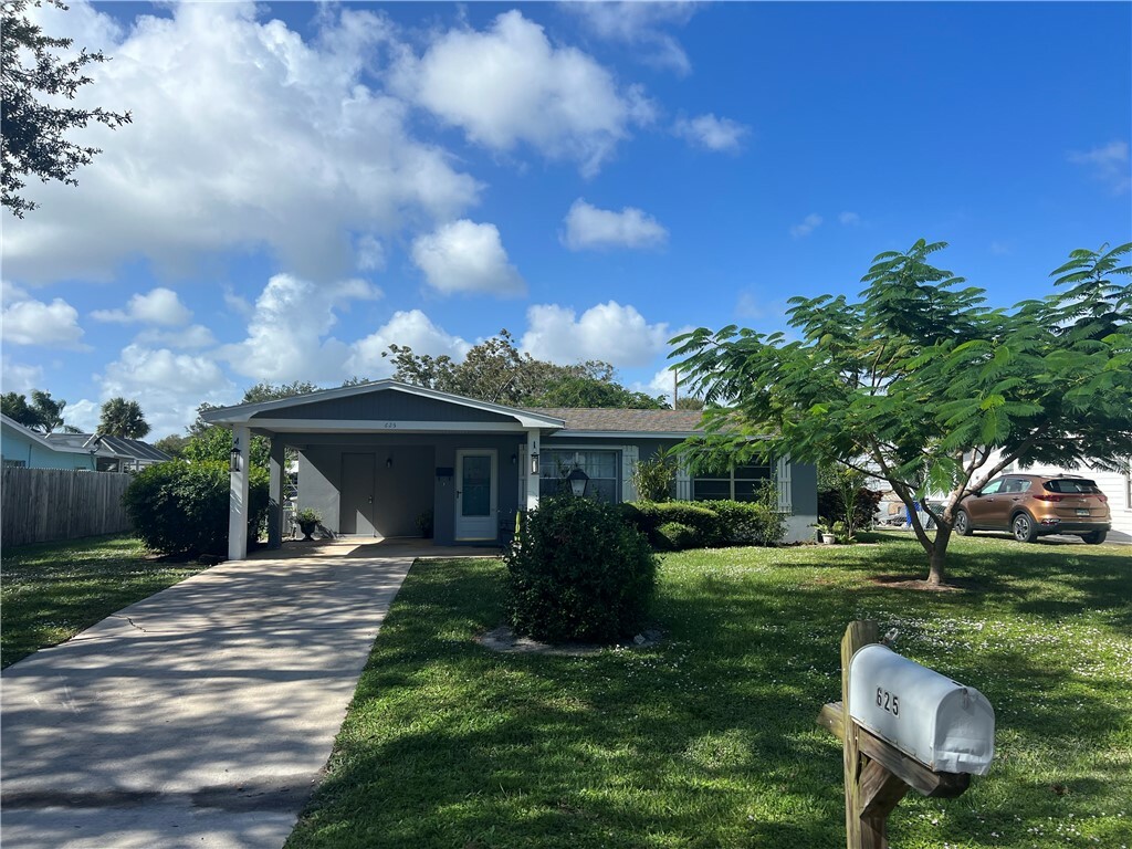 Property Photo:  625 15th Avenue  FL 32962 