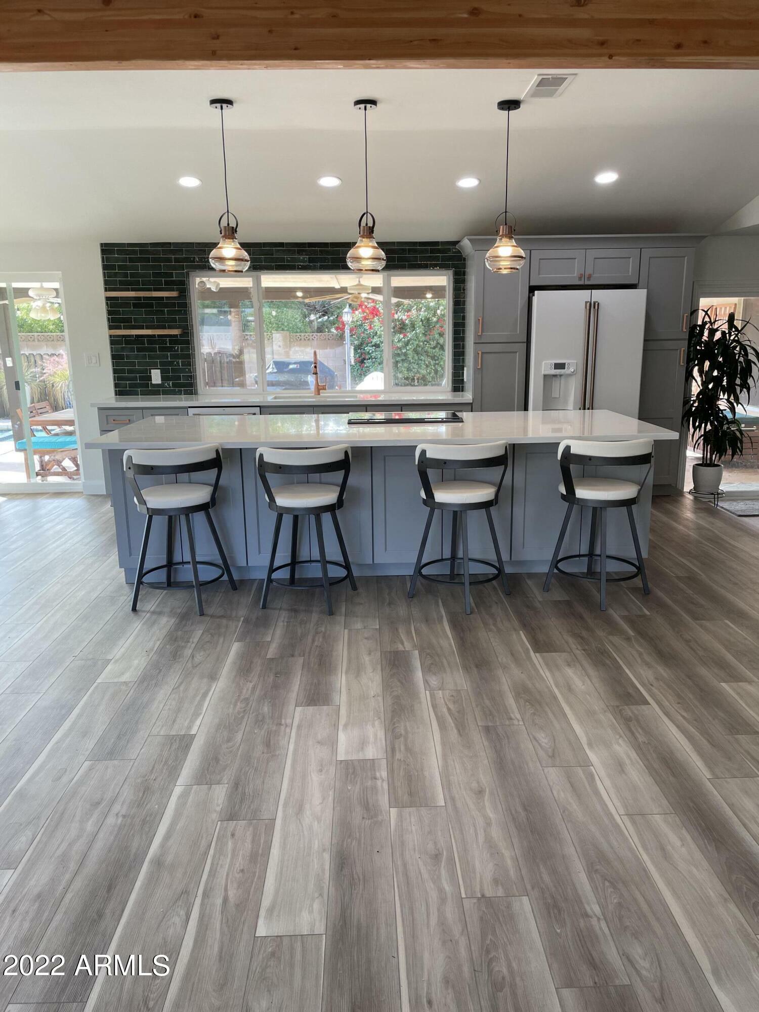 Property Photo: 3137 E Malapai Drive AZ 85028