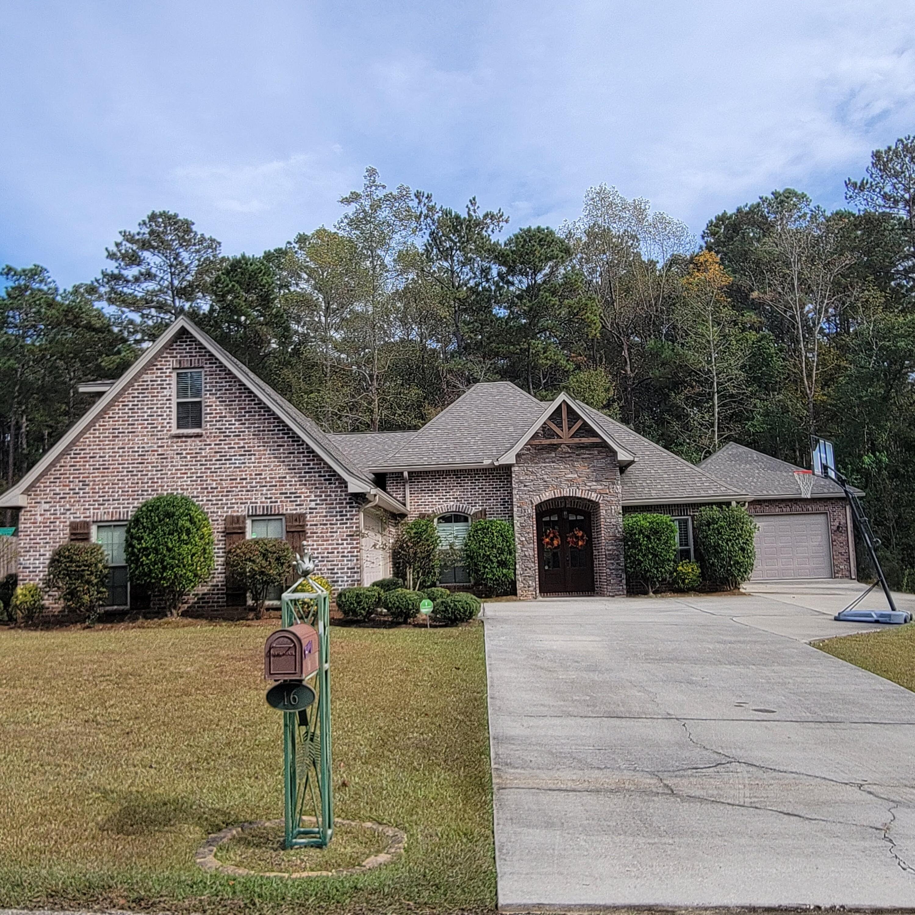 Property Photo: 16 Serene Cove MS 39465