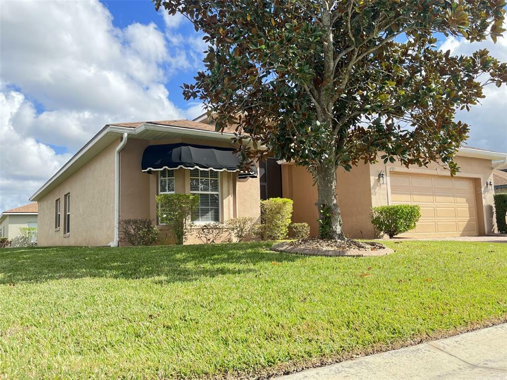 Property Photo: 4585 Turnberry Lane FL 33859
