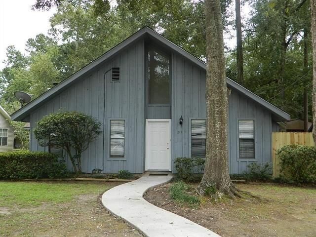 Property Photo:  214-216 Pear Street  LA 70433 