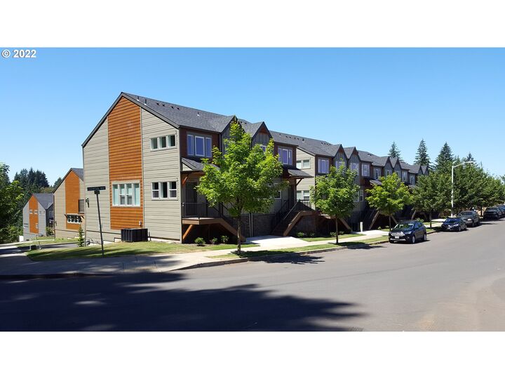 16765 Champion Way  Sandy OR 97055 photo