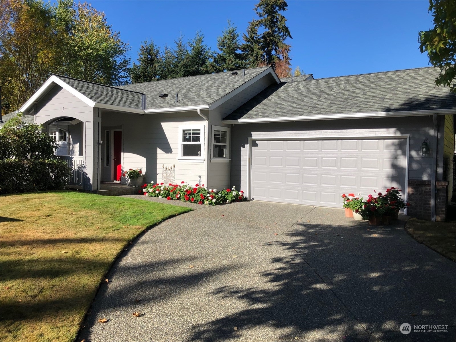 Property Photo:  4222 Stonebridge Way  WA 98037 