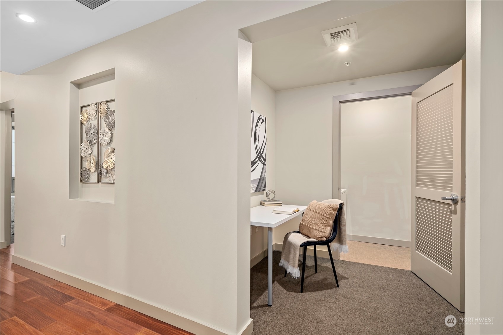 Property Photo: 910 Lenora Street S705 WA 98121