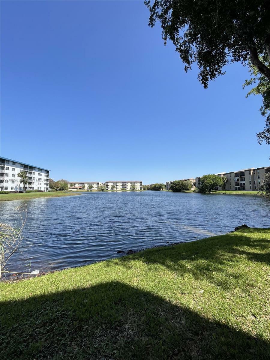 Property Photo:  8775 Park Blvd 409  FL 33172 