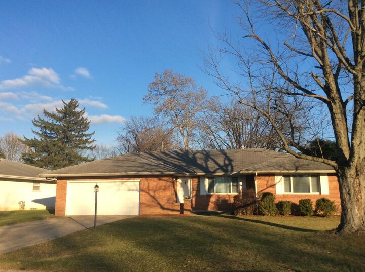 1304 Bellflower Avenue  Columbus OH 43204 photo