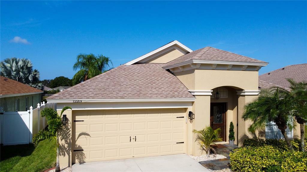 Property Photo:  12213 Ravens Nest Place  FL 33578 