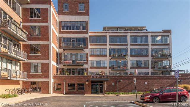 Property Photo: 315 E Second Street 205 MI 48103