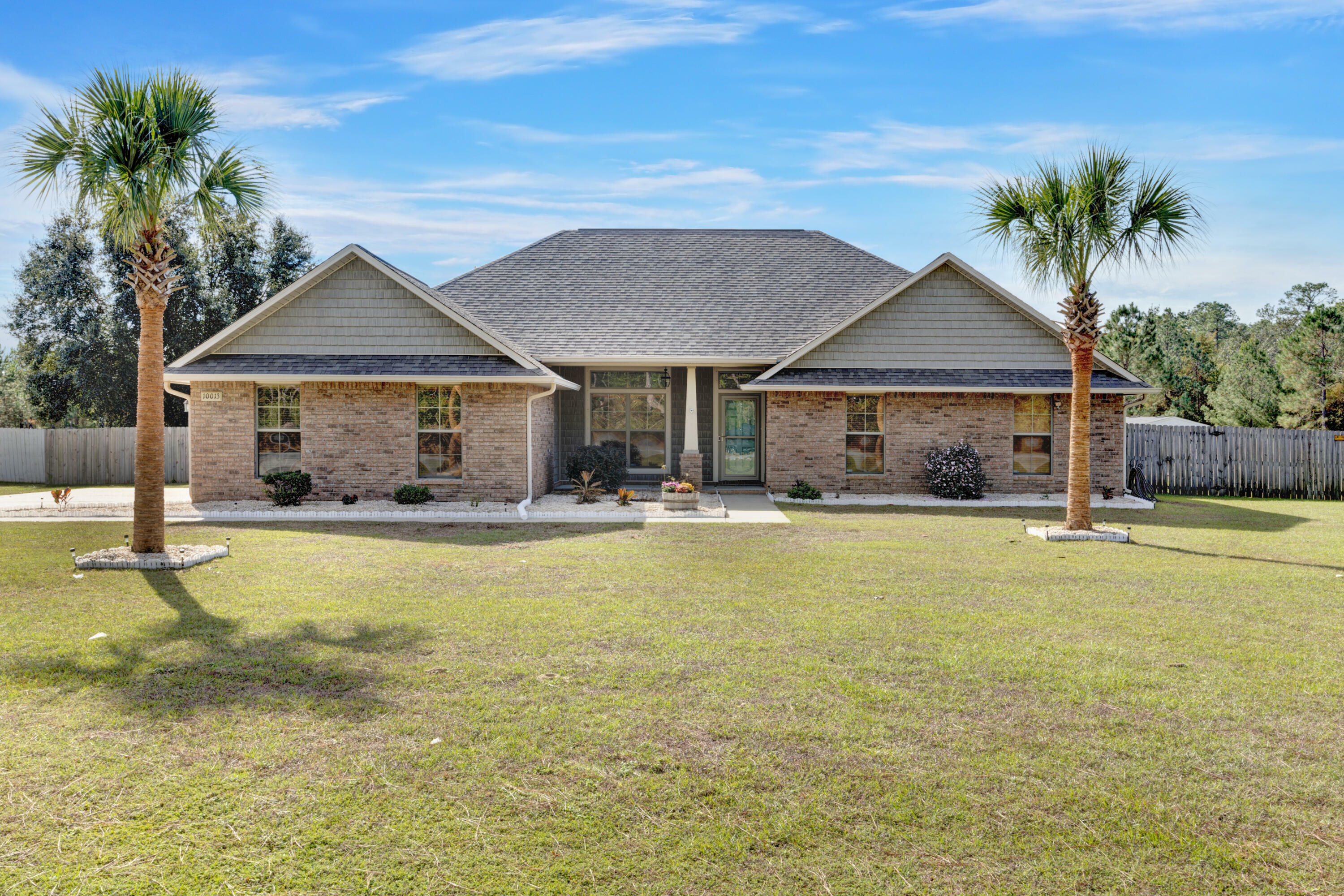 Property Photo: 10013 Nichols Lake Road FL 32583