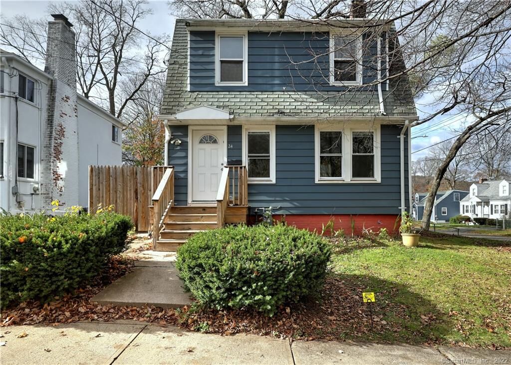 Property Photo:  24 Benton Street  CT 06515 