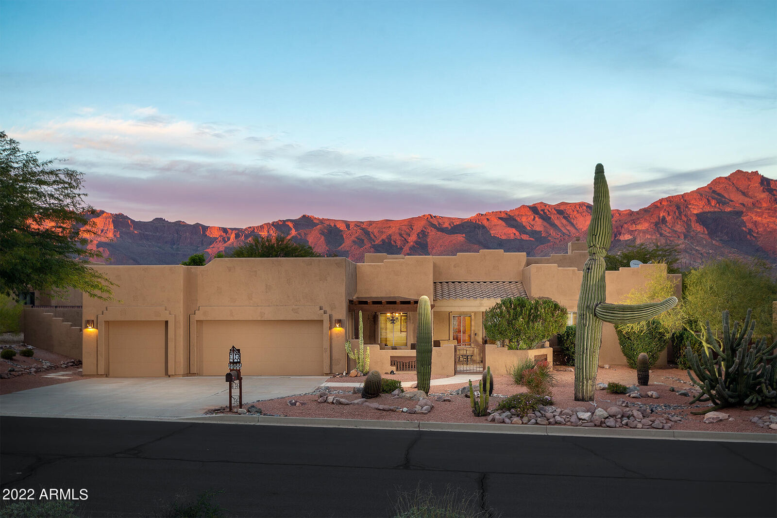 Property Photo: 9900 E Little Nugget Way AZ 85118