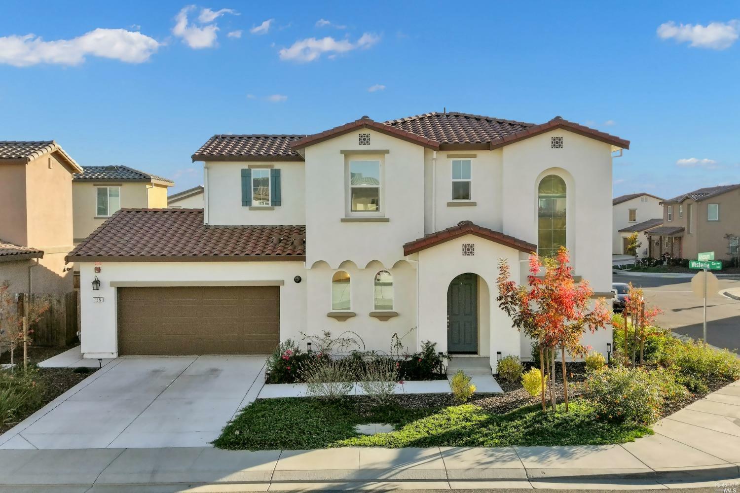 Property Photo: 155 Wisteria Circle CA 95687