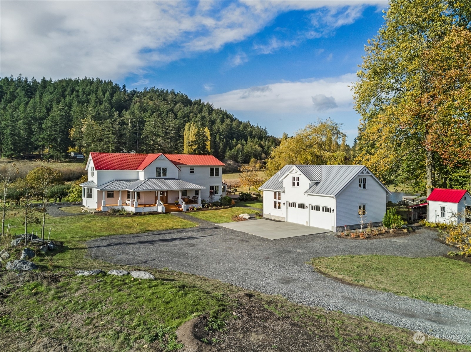 Property Photo:  326 Barnswallow Way  WA 98250 