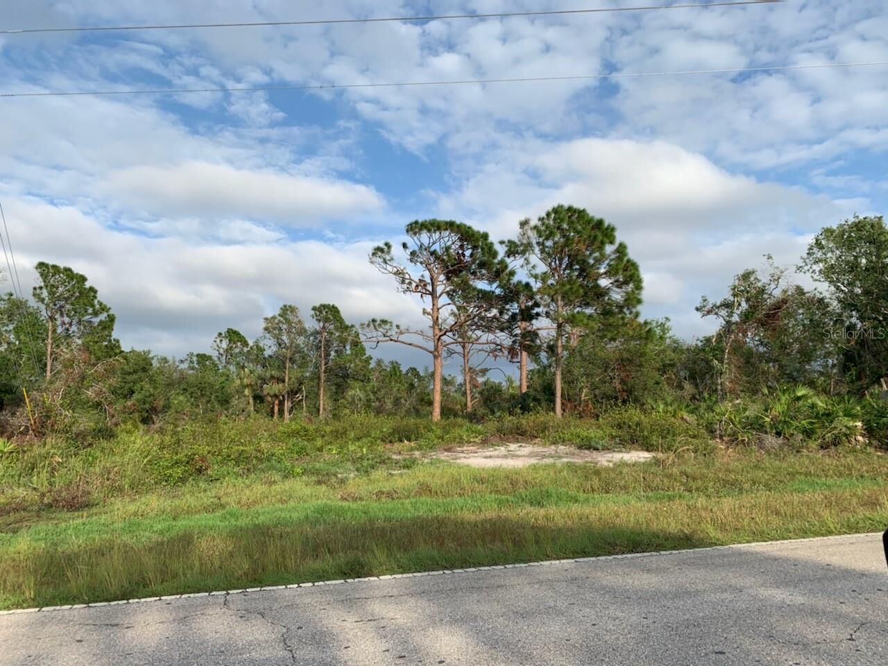 Property Photo:  1884 Biscayne Drive  FL 33953 