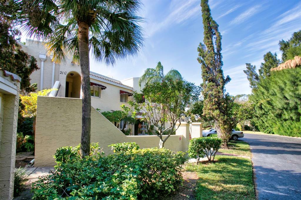 Property Photo:  6101 34th Street W 21G  FL 34210 