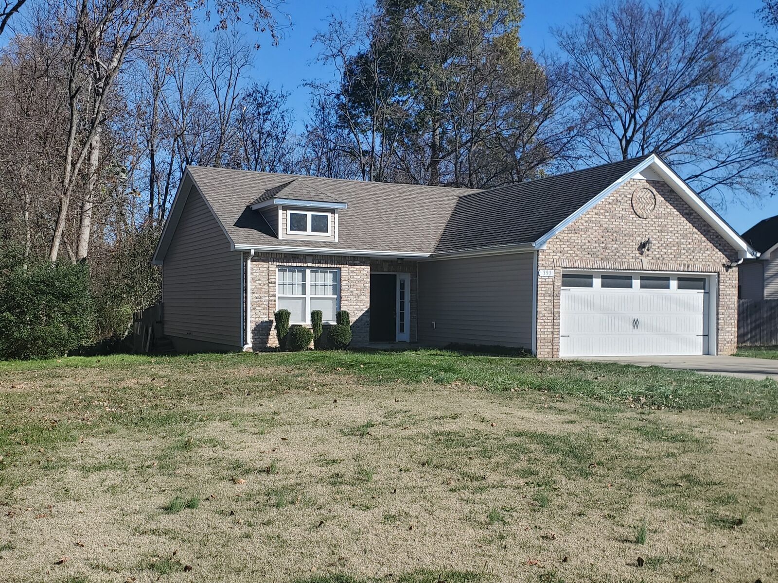 Property Photo: 393 Woodtrace Dr TN 37042