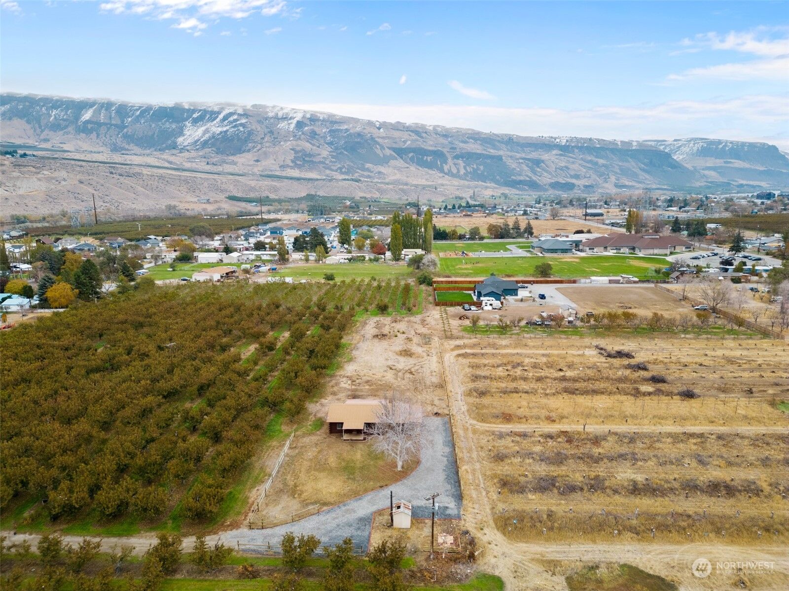 Property Photo:  5252 Penn Avenue  WA 98850 