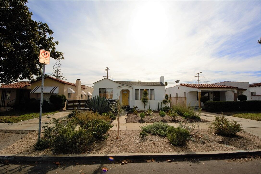 Property Photo:  636 W 103rd Street  CA 90044 