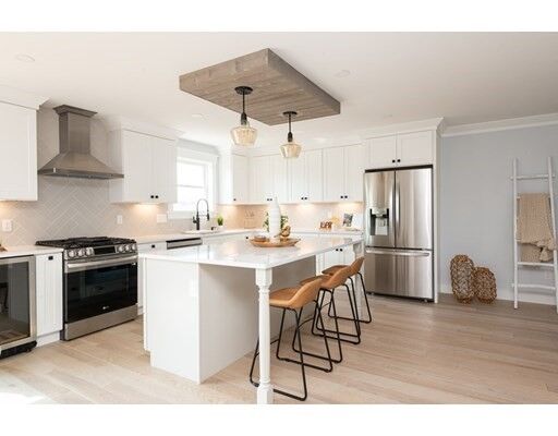 Property Photo: 126-128 High St 2 MA 01938