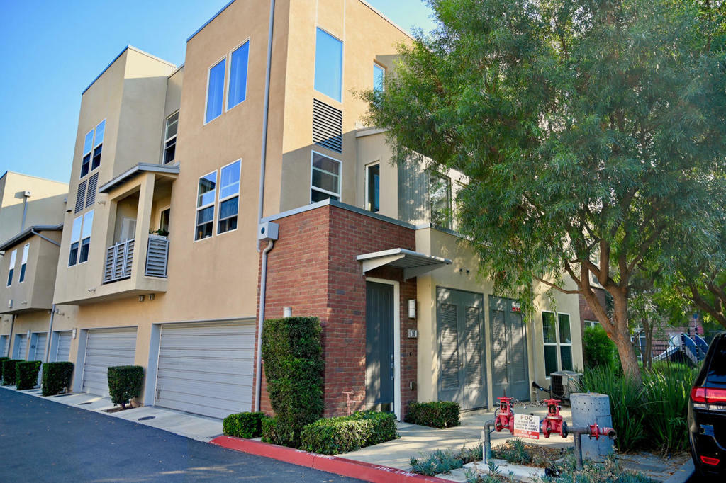 Property Photo:  16 Citadel Drive 202  CA 92656 