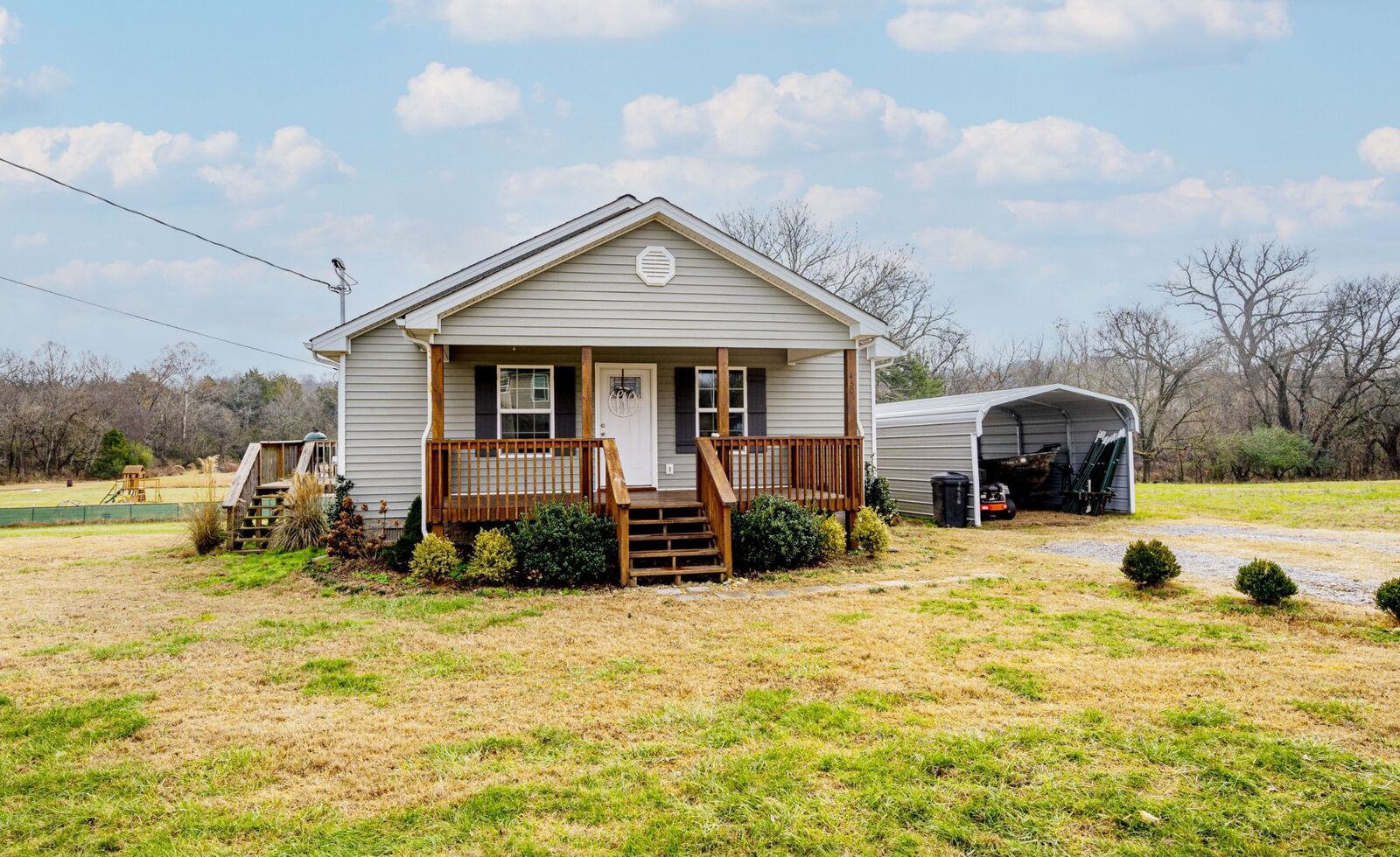 Property Photo:  430 Edgewood St  TN 37012 