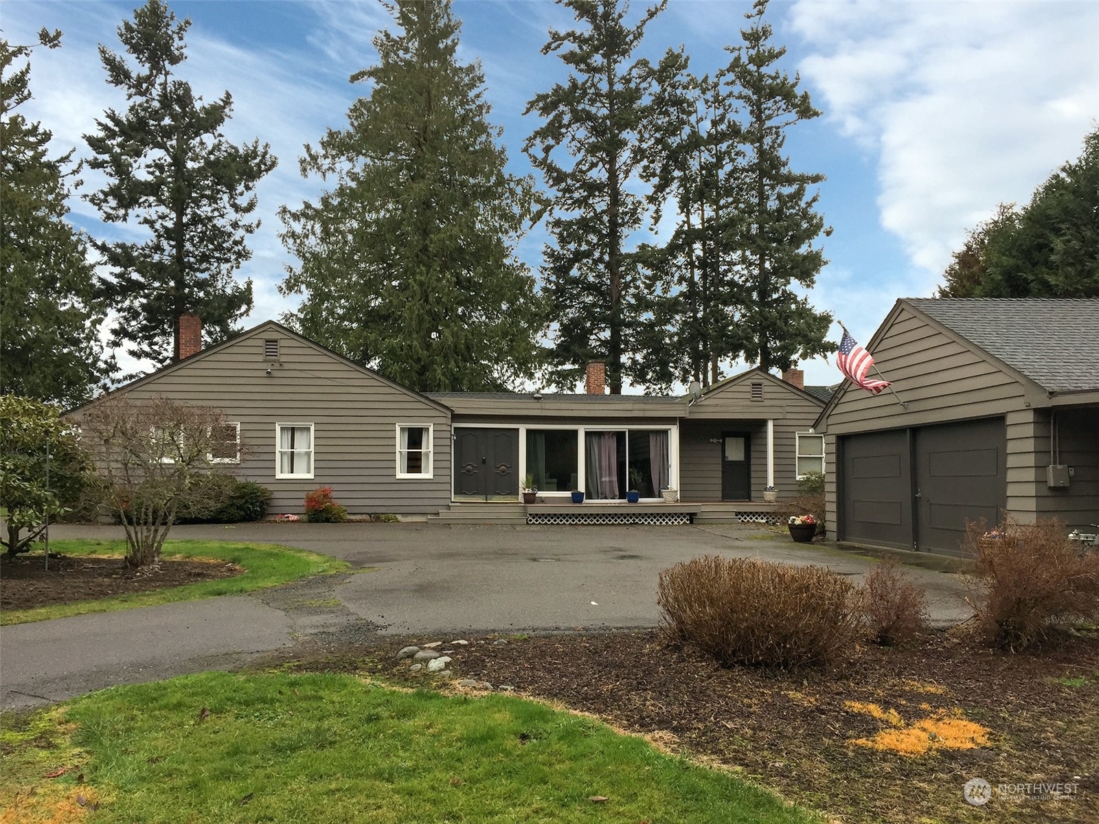 Property Photo:  2209 W Sequim  Bay Road  WA 98382 