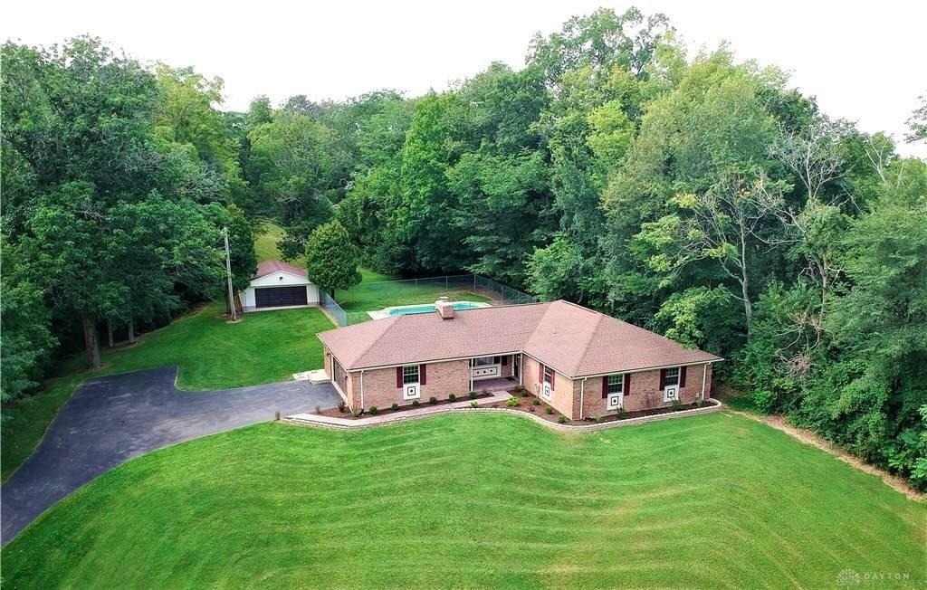 Property Photo: 551 N Fairfield Road OH 45430