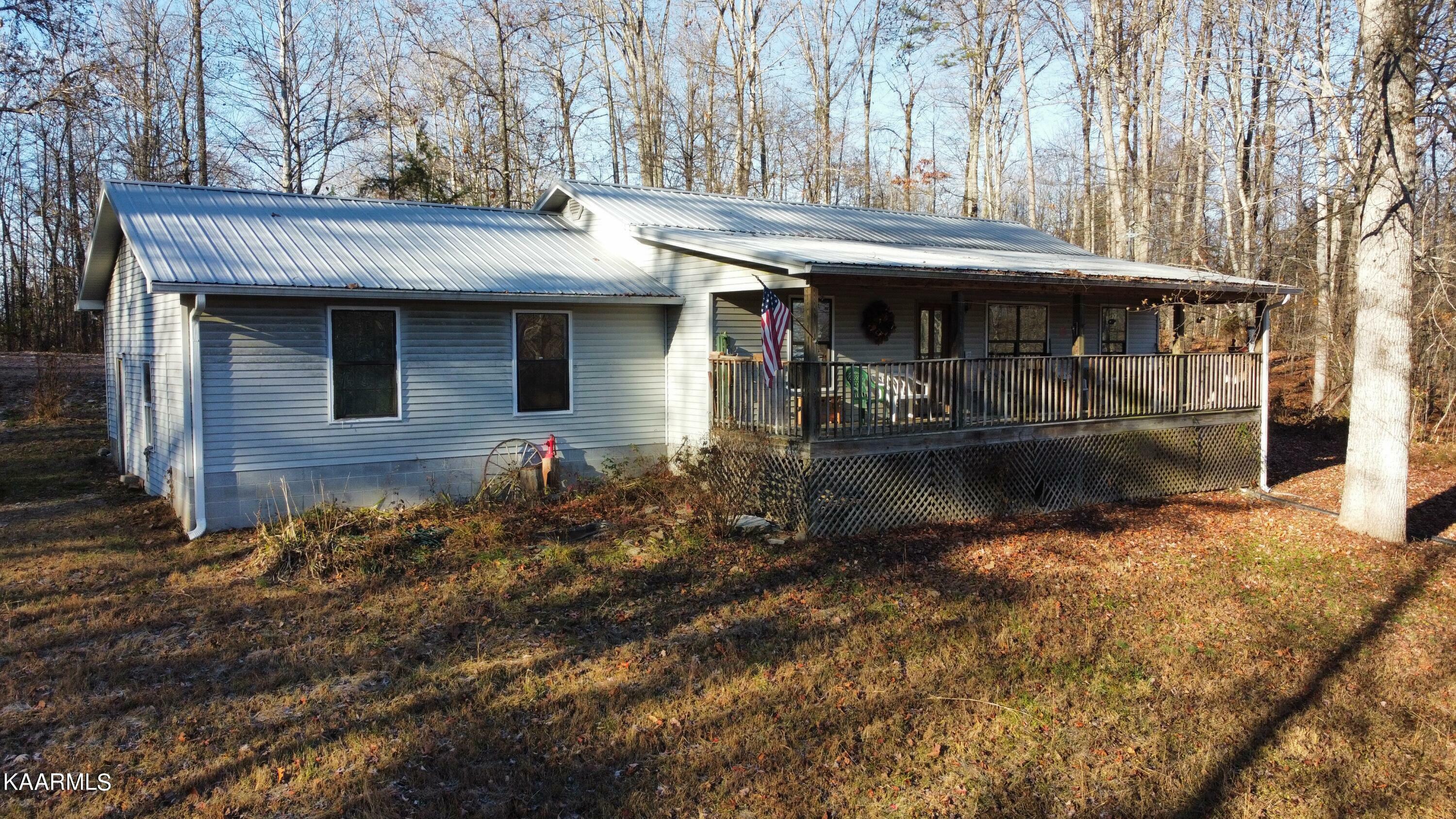 Property Photo:  1410 Glade Springs Rd  TN 37766 