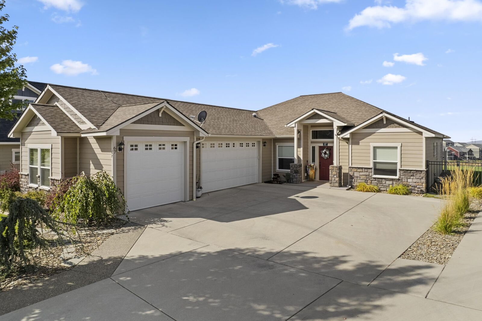 Property Photo: 67 S Legacy Ridge Dr WA 99019