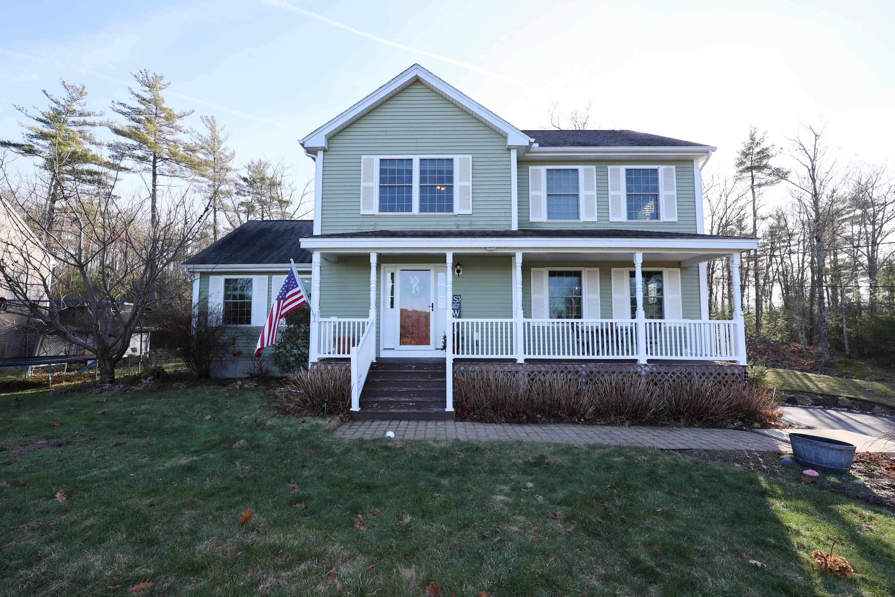 Property Photo: 102 Badger Hill Drive NH 03055